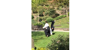 Lieferservice - Art des Unternehmens: Sportgeschäft - aikido outdoors @ japanese garden
youtube.com/watch?v=ctbl_cdwuPk 
#合気道 @aikido @合気道 @ LE JARDIN
youtube.com/watch?v=gJ0AHoiMsDM 
https://www.facebook.com/aikido.24.eu 
☯
#aikido #aiki #ai #ki #martialart #aikido_outside #outdoor_aikido #ALLESinBEWEGUNGdotDE #japanischergarten #LE_JARDIN #japanesegarden #kampfsport #kampfkunst #ARTofPEACE  - AIKIDO in KL: aikidoKAISERSLAUTERN.info