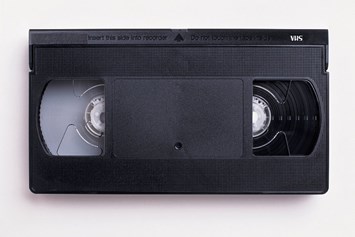 Geschäft: VHS - Digitalisierungsstudio Zahn