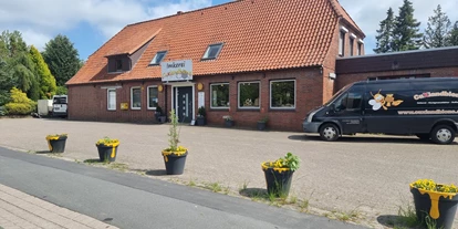 Lieferservice - Imkerei Cuxlandbiene - Außenansicht - Imkerei Cuxlandbiene