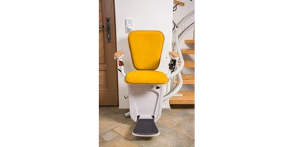 Lieferservice - Viveco Alpha Treppenlift, 2 Rohrsystem mit Zahnradantrieb - Viveco Treppenlifte GbR
