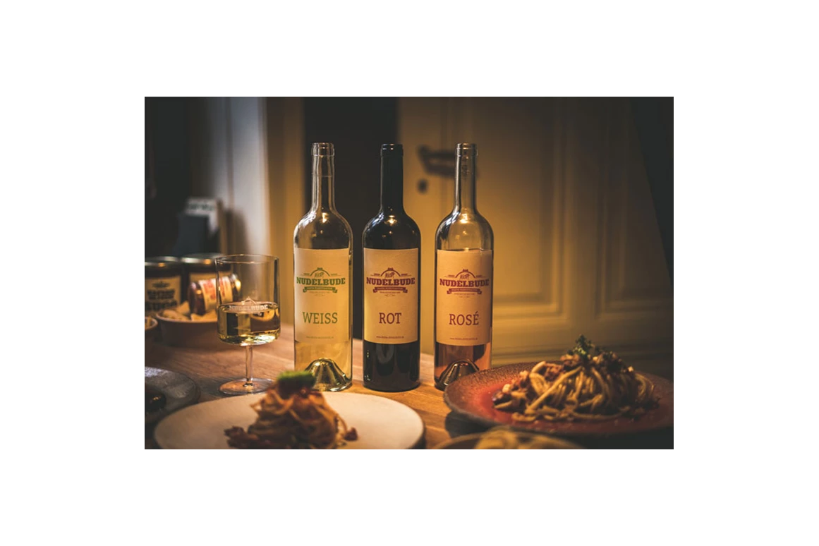 Geschäft: Miera Feinkost, Restaurant & Wein