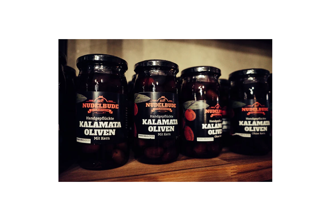 Geschäft: Handgepflückte Kalamata Oliven - Miera Feinkost, Restaurant & Wein