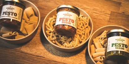 Lieferservice - Mama Galina´s Pesto - hausgemacht. - Miera Feinkost, Restaurant & Wein
