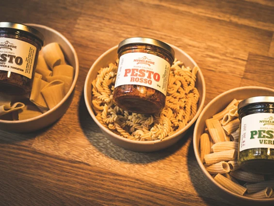 Geschäft: Mama Galina´s Pesto - hausgemacht. - Miera Feinkost, Restaurant & Wein